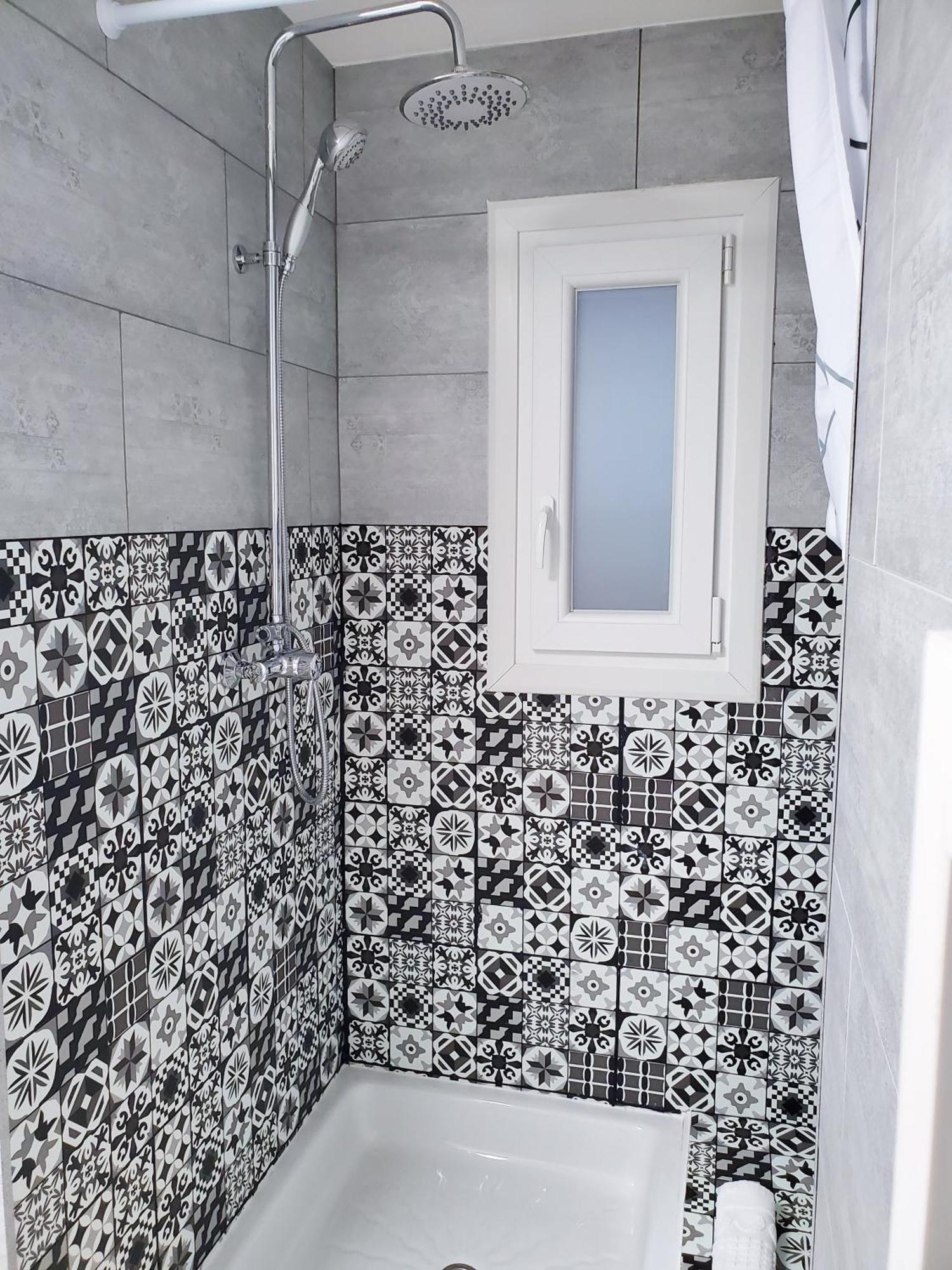 Apartamento Centrico Con Patio Privado Таррагона Экстерьер фото